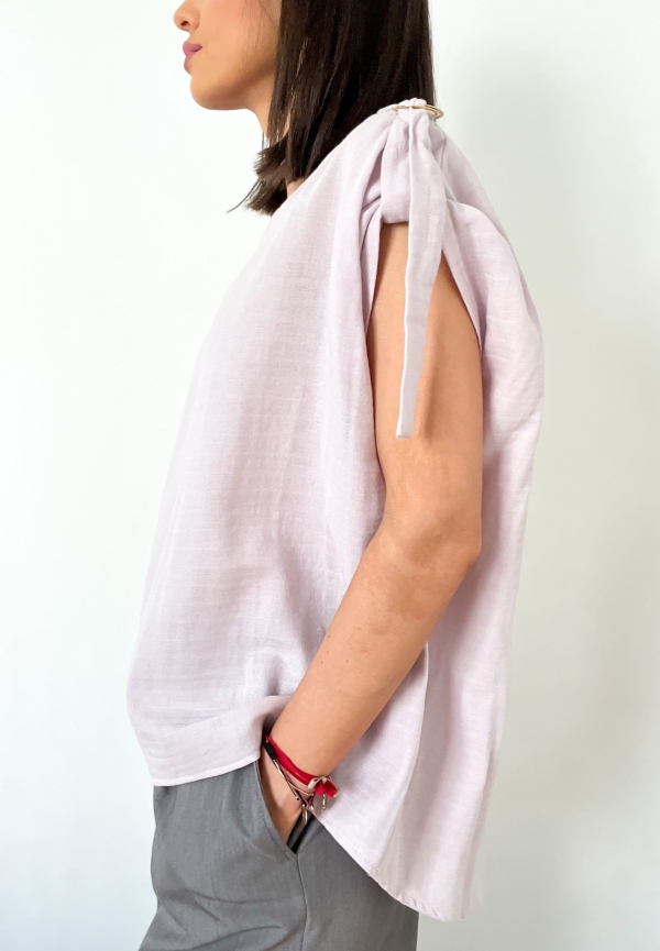 Памучна блузка с регулиращ се ръкав/ лила