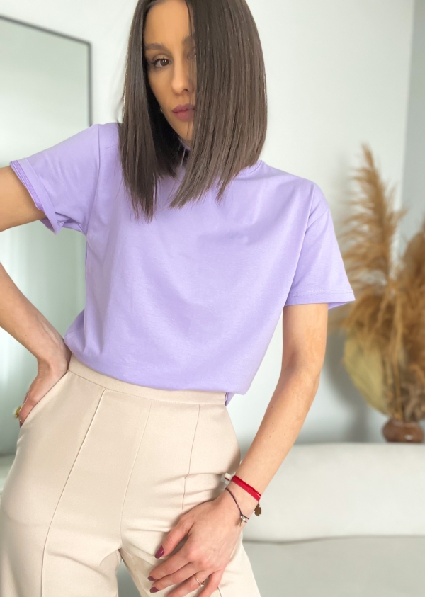 Дамска памучна тениска в нежно лилав цвят