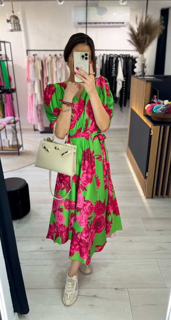 Дамска сатен рокля "AVA"/ зелена с циклама цветя