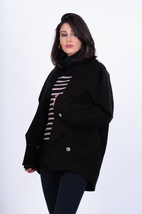 Дамско късо палто с асиметрична дължина и голям ревер/ черно